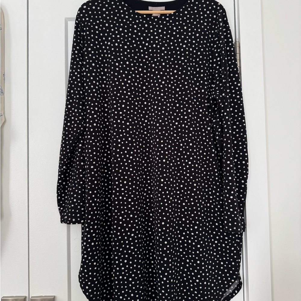 H&M Black and White Bishop Sleeve Dress